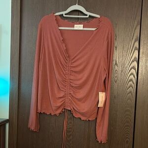 Chic Pink Long Sleeve Ruched Crop Top